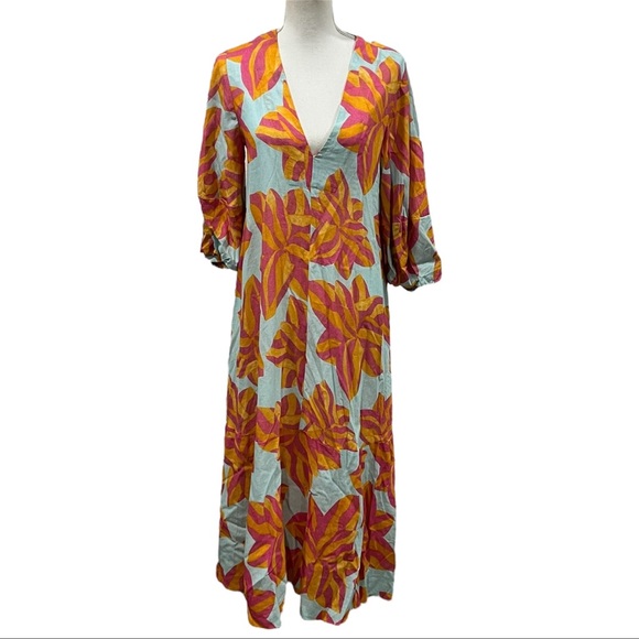 DRESS TO V-Neck Floral Linen Blend Maxi Dress - Picture 2 of 13